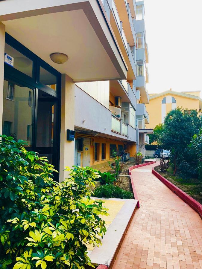 Le Ortensie In Centro E Vicino Al Mare Pescara Exteriér fotografie